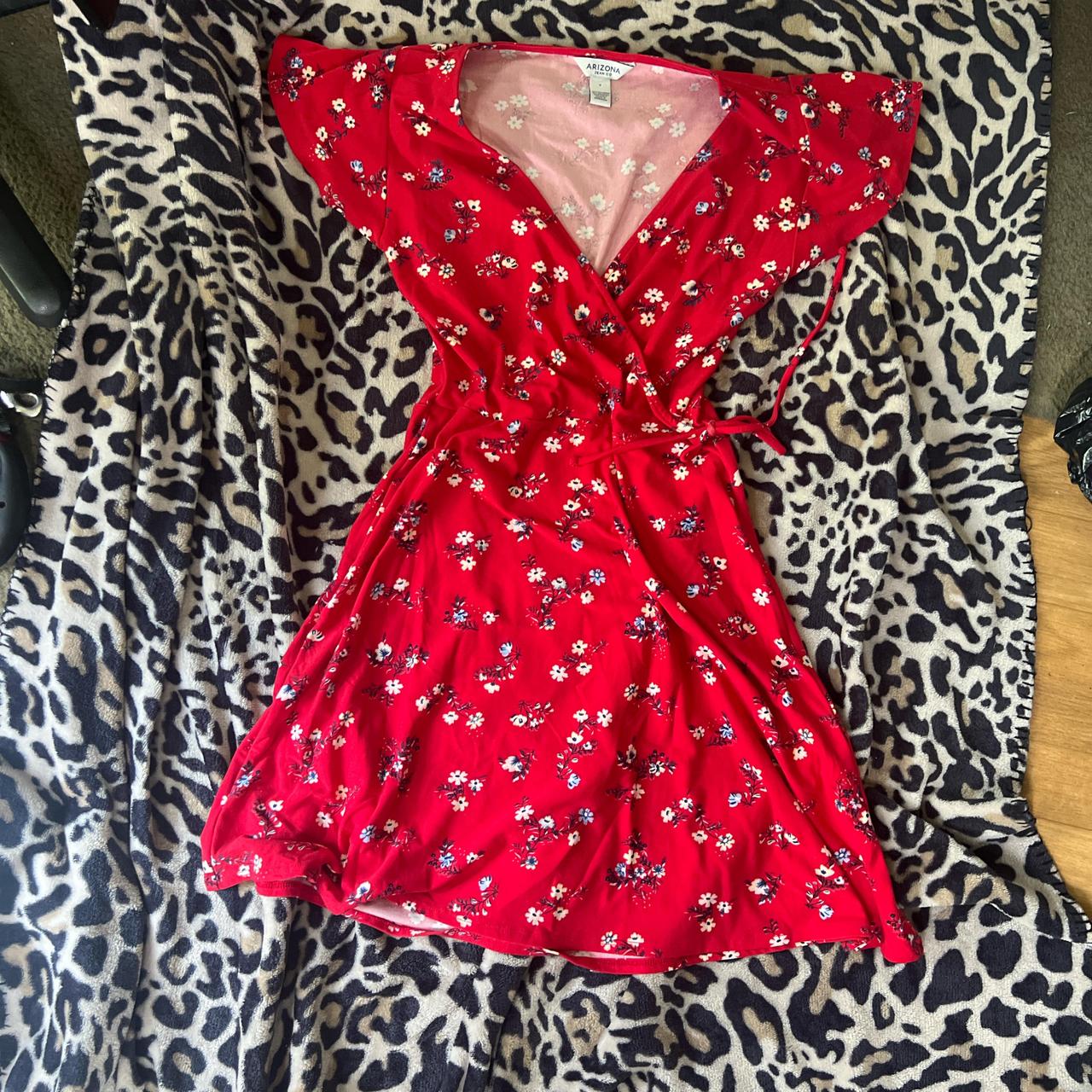 item listed by caitlynklly