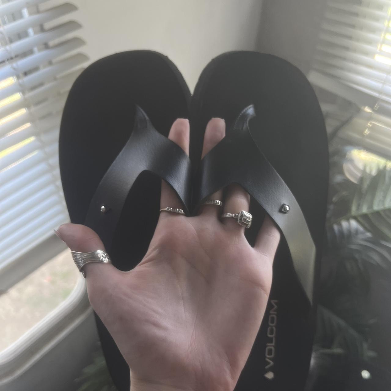 item listed by caitlynklly