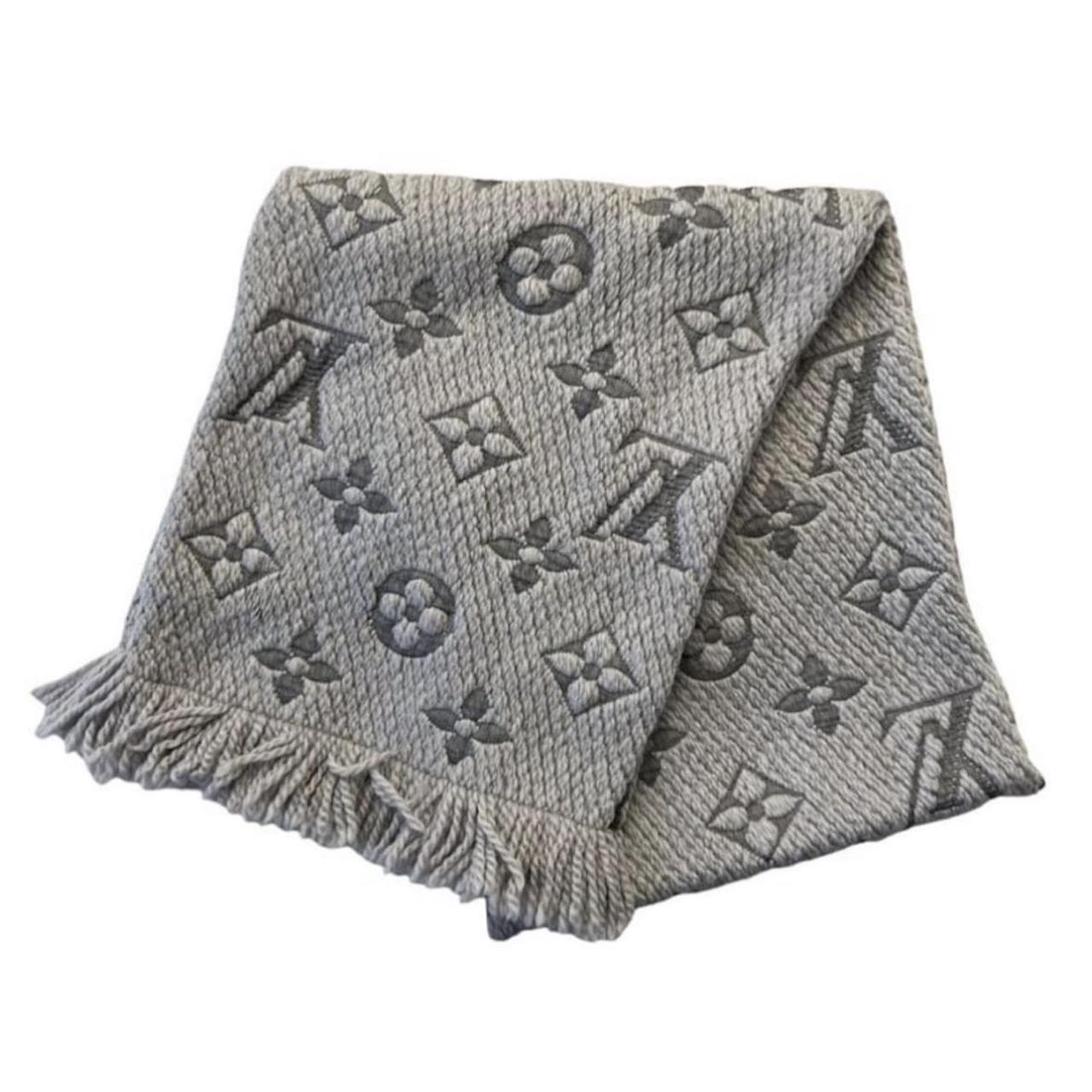 Louis Vuitton Logo Wool Scarf excellent... - Depop