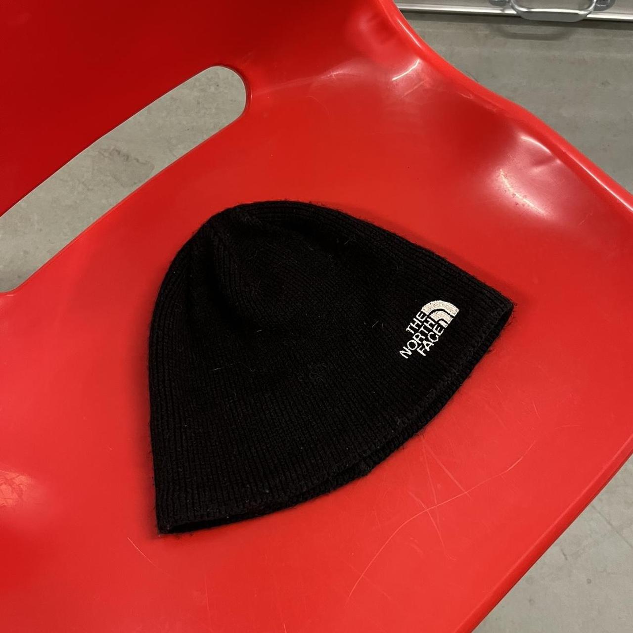 Vintage essential black the north face beanie - Depop