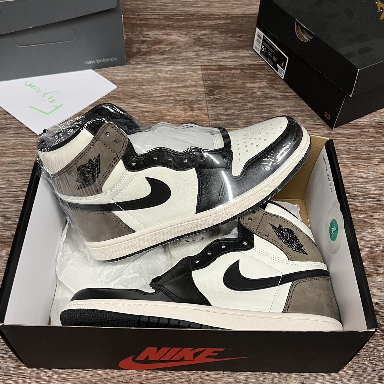 buy mocha jordan 1