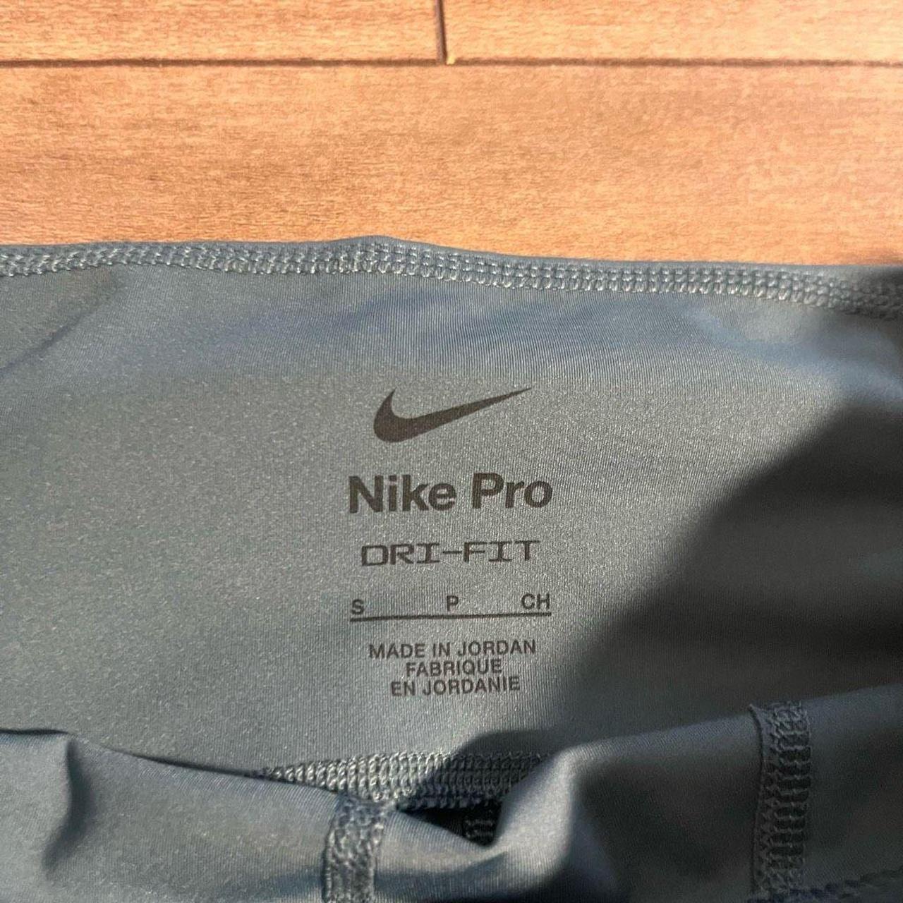 Nike Pro Blue Athletic Workout Leggings Women XS - Depop