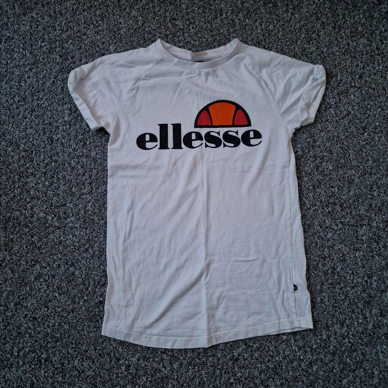 Size 6 ellese t shirt Hardly worn #ellesse #tshirt - Depop