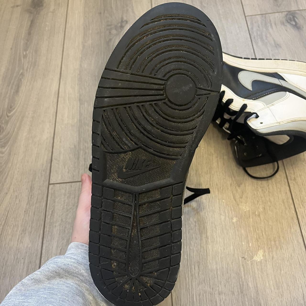 Jordan Men's Black and White Trainers | Depop