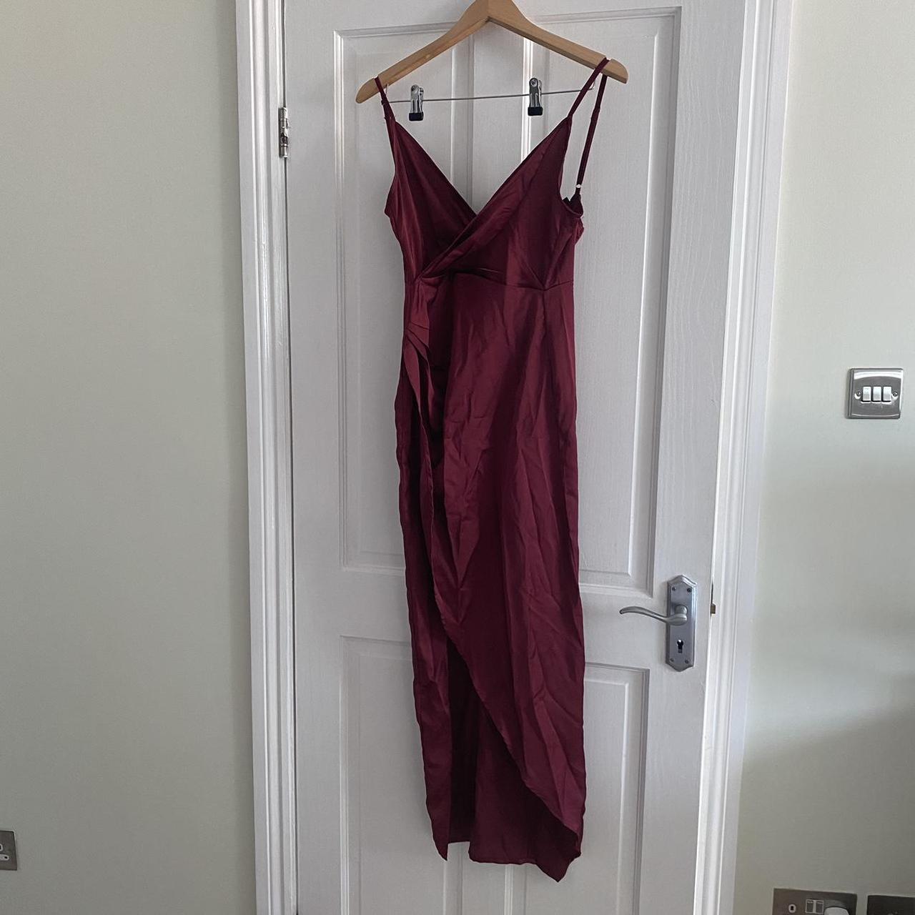 PrettyLittleThing Women's Burgundy Dress | Depop