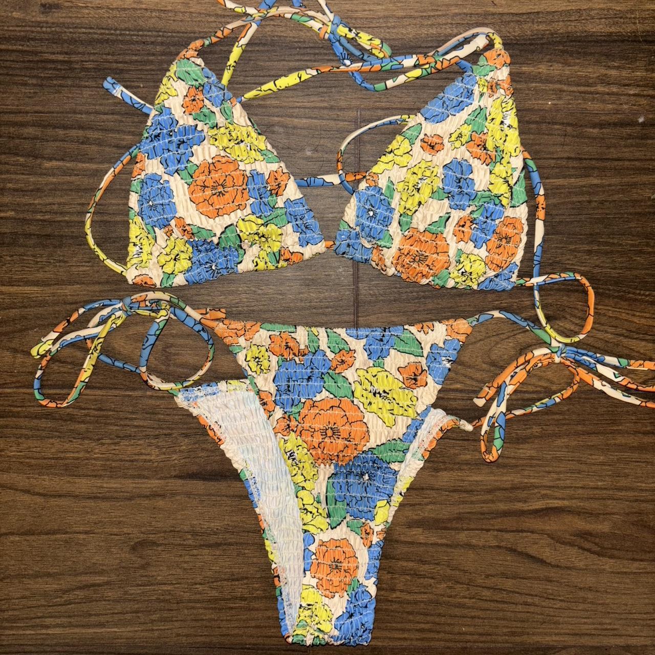 item listed by emilyysarssam