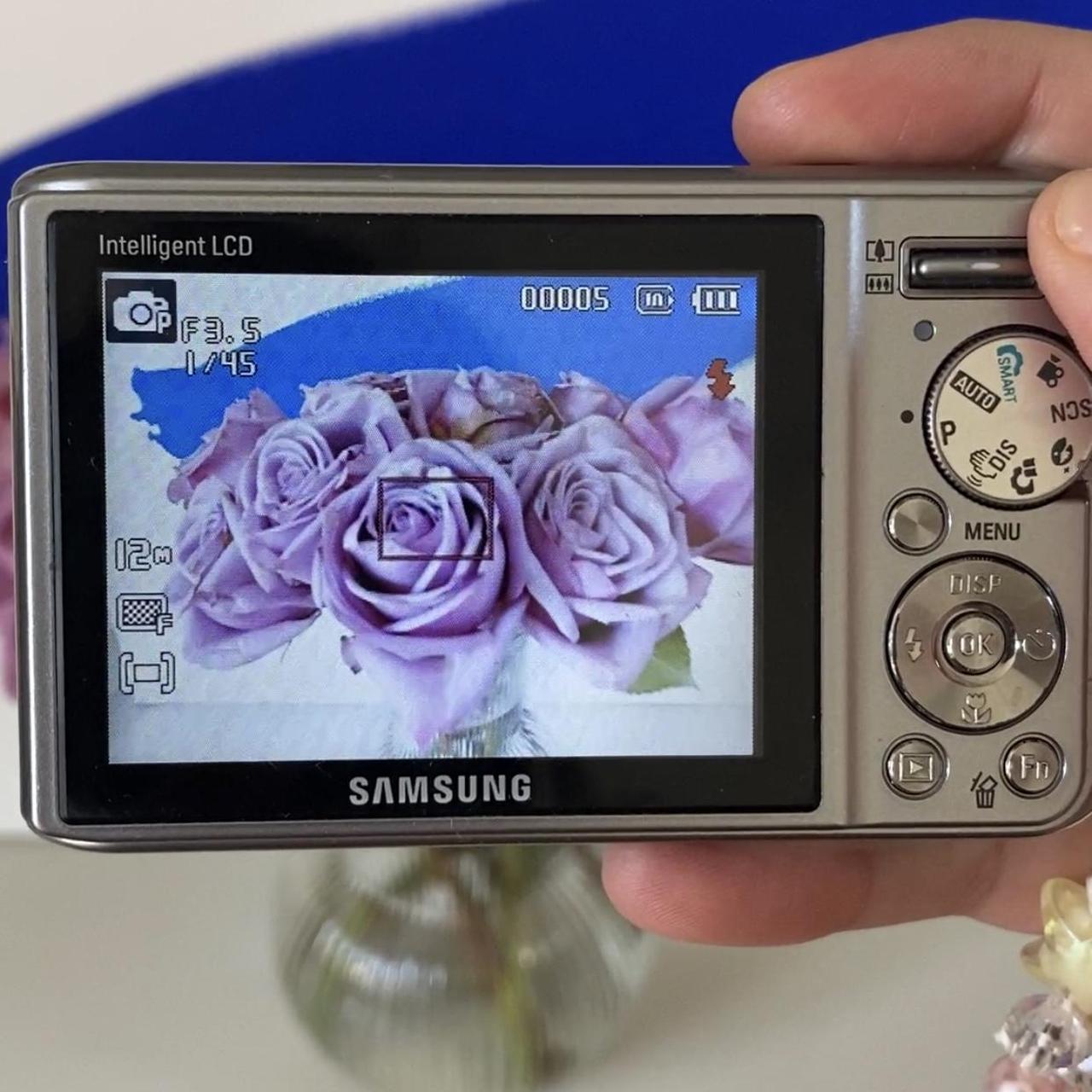 super cute little silver Samsung SL502 compact... Depop