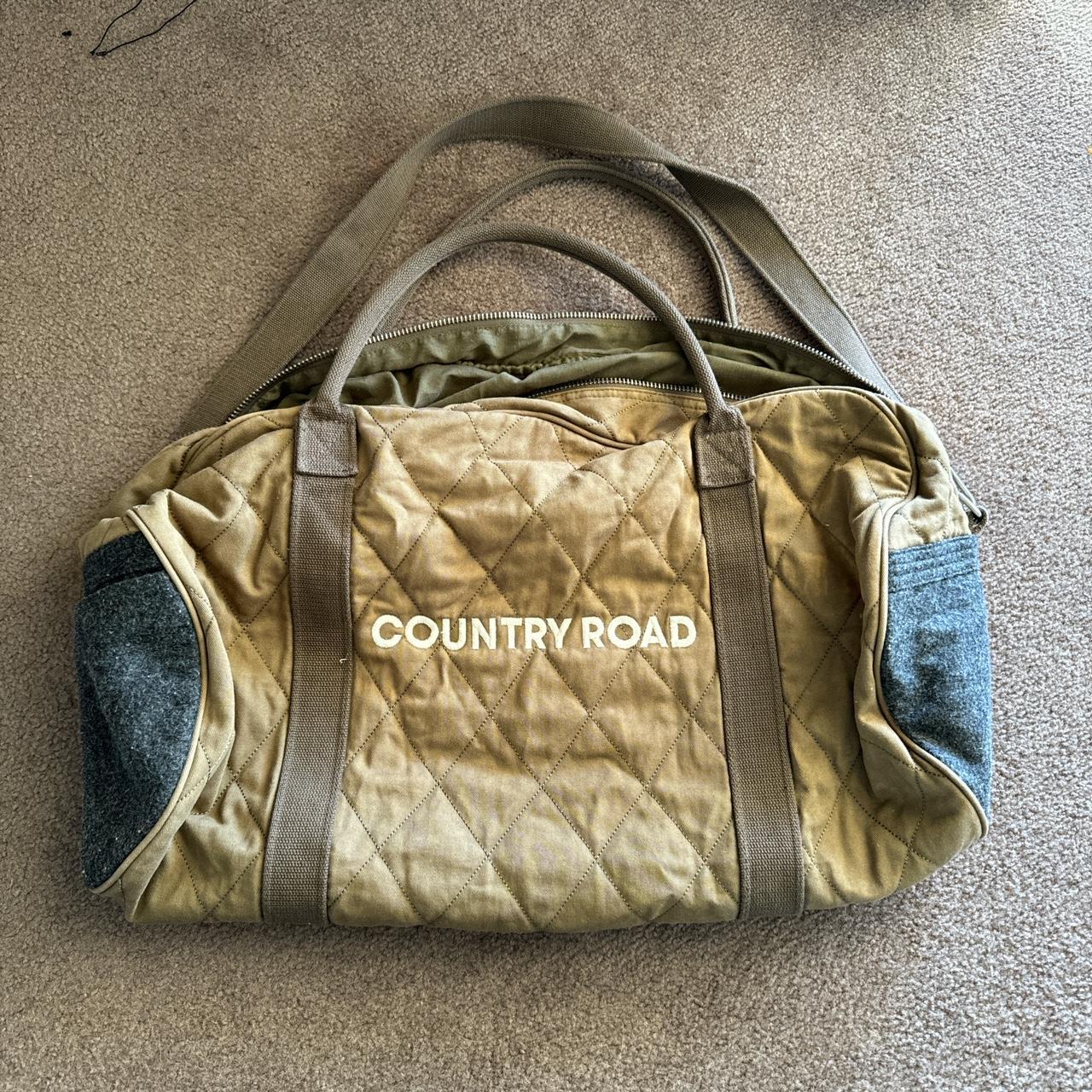 Country road duffle bag Green vintage quilt RRP... Depop