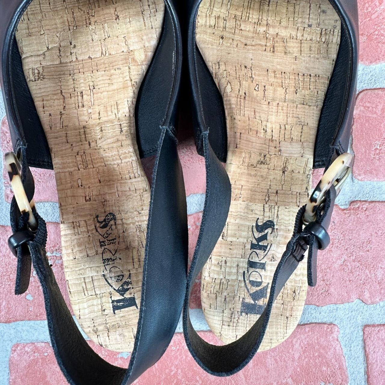 Korks Women's Black and Tan Sandals (7)