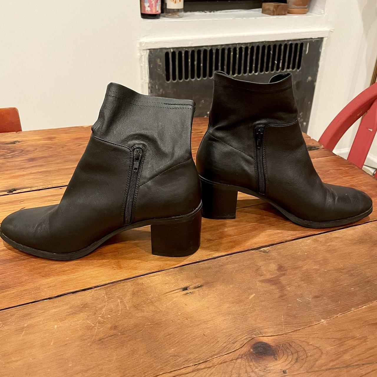 Jeandra bootie 2025 enzo angiolini