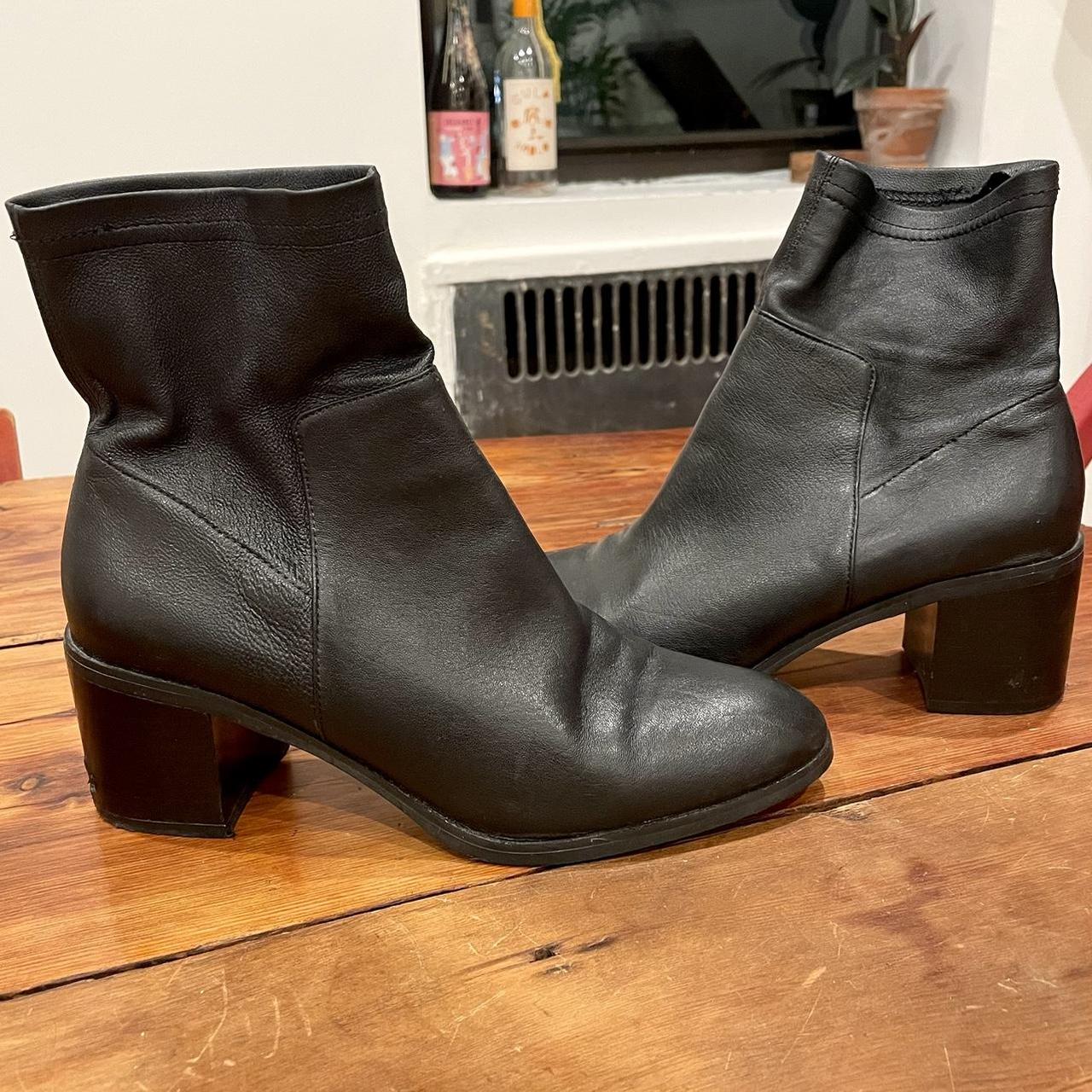 Jeandra bootie sales enzo angiolini