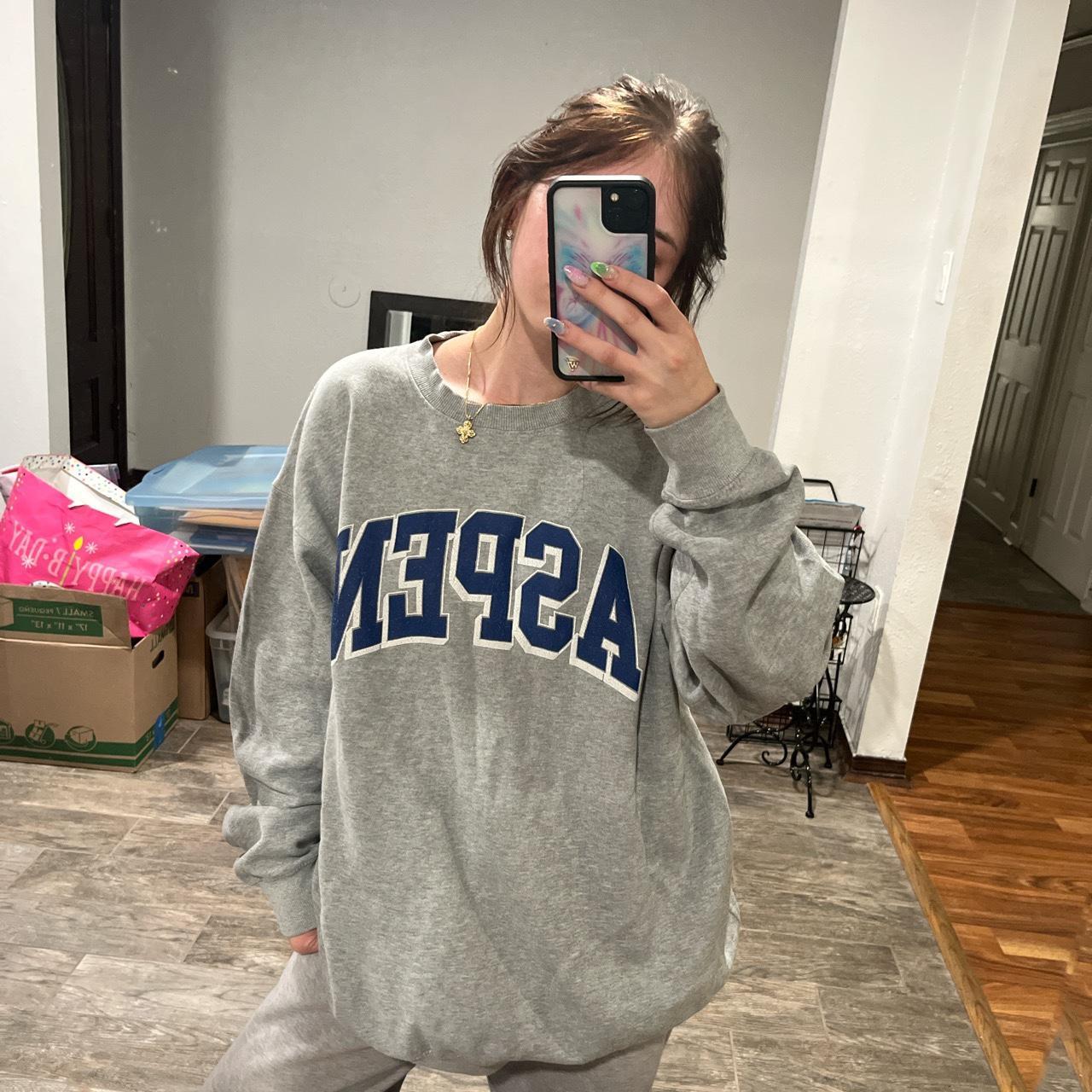 oversized brandy melville aspen crewneck💙 so comfy... - Depop