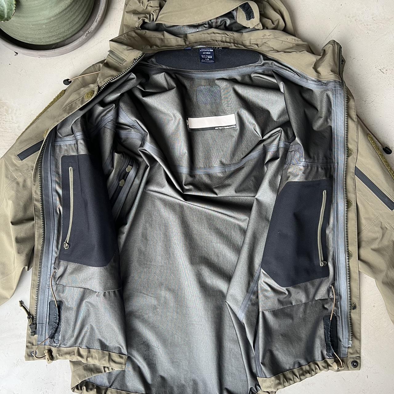 ARC'TERYX LEAF ALPHA (GEN1) goretex hard shell SIze | Depop