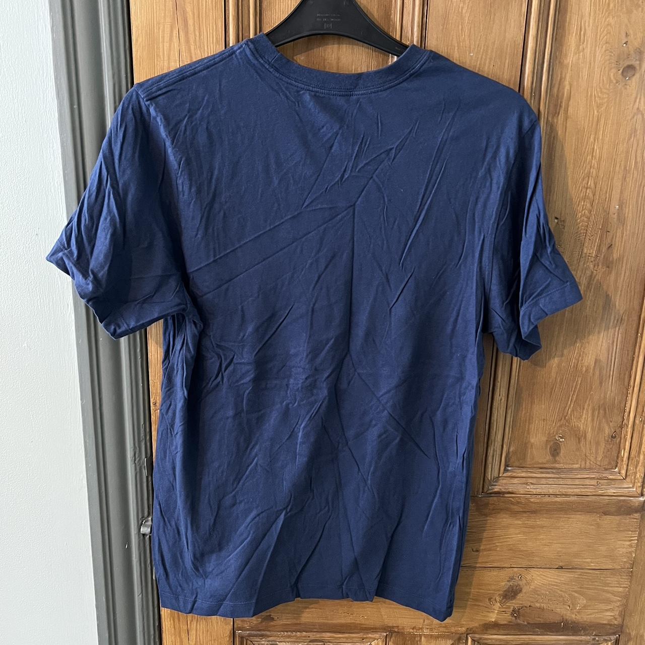 mens navy blue nike shirt