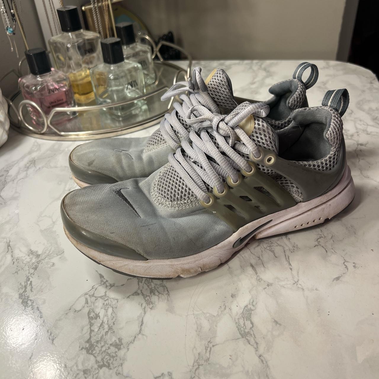 womens grey prestos