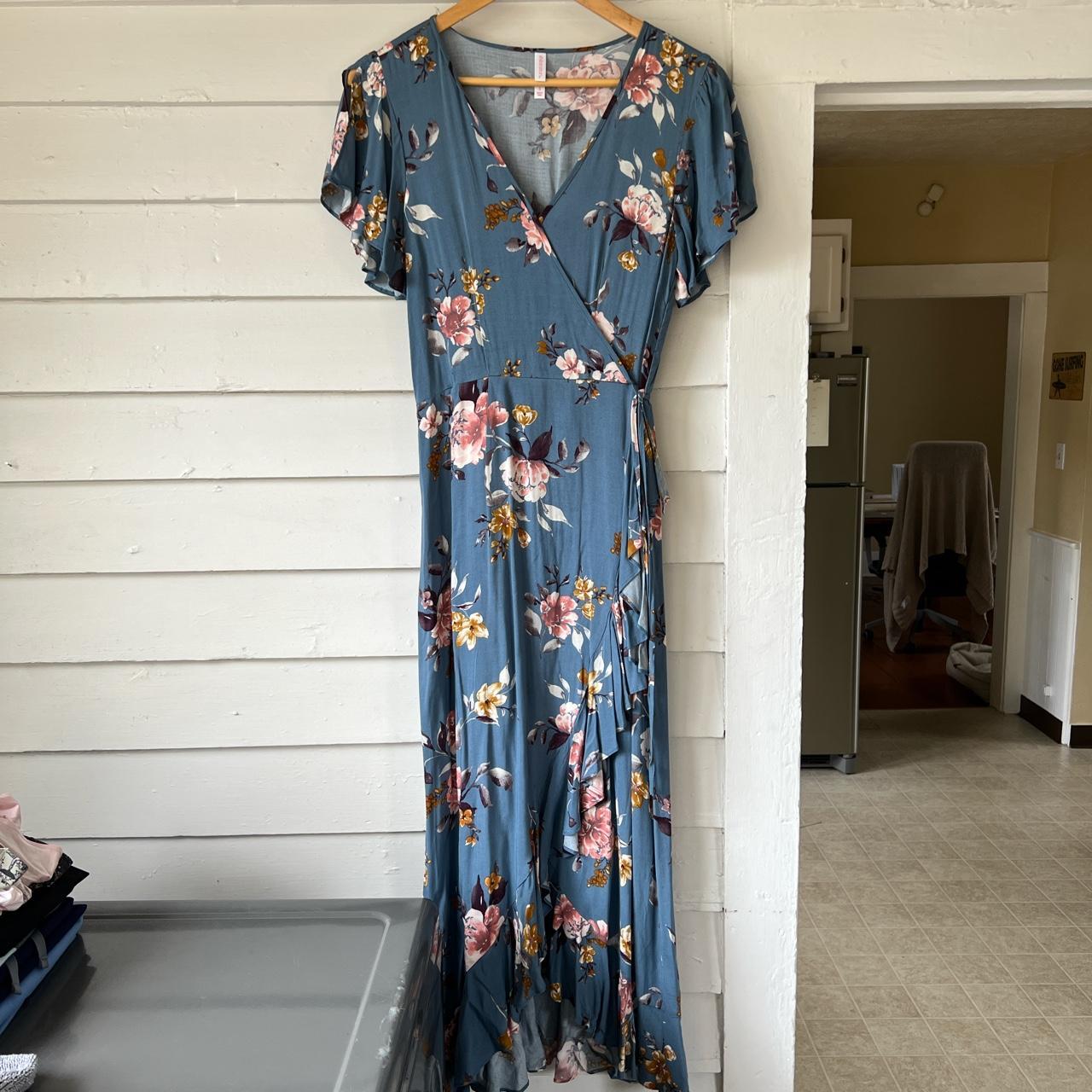 Flowy wrap best sale maxi dress