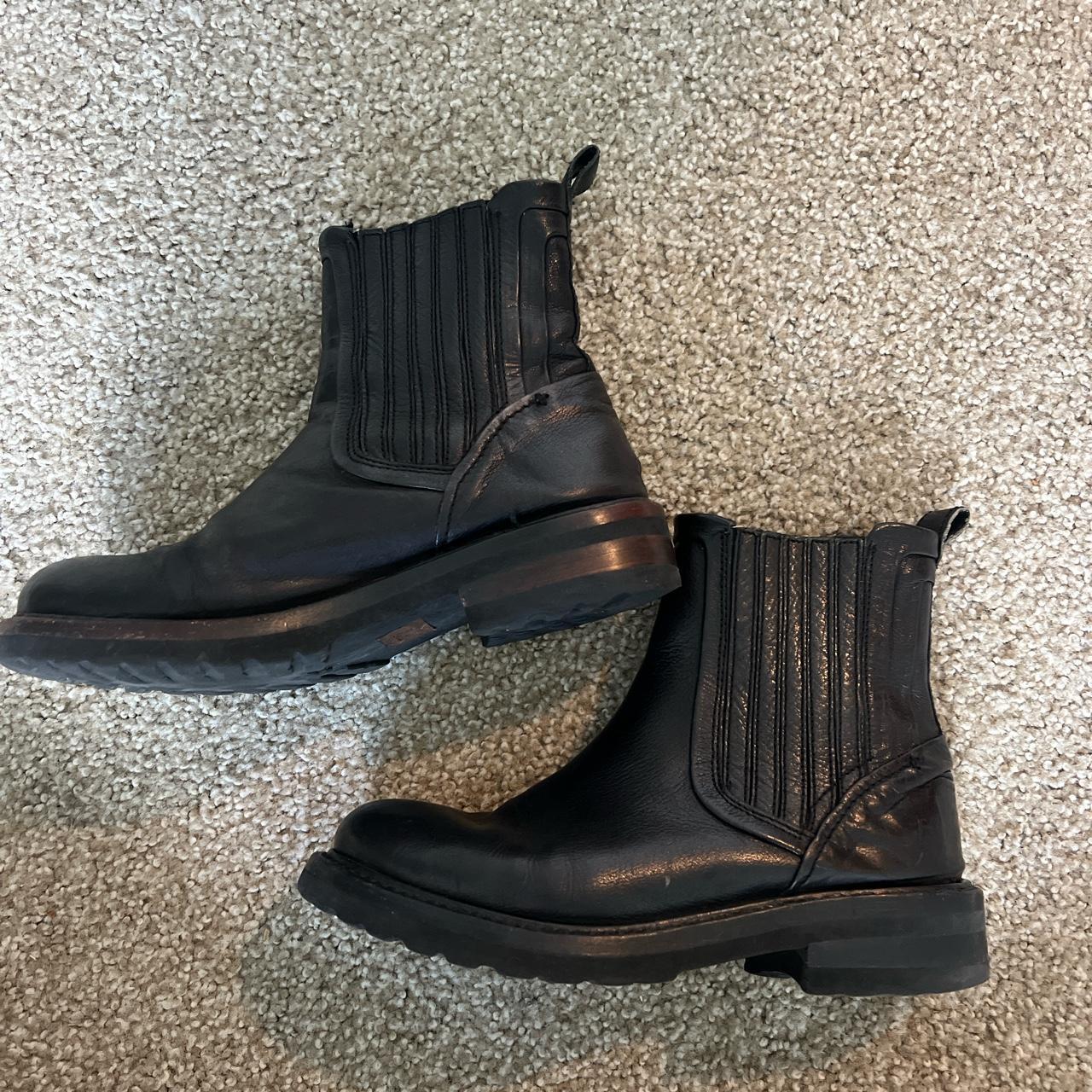 Frye Chelsea boots Size 7 Real leather Black... - Depop