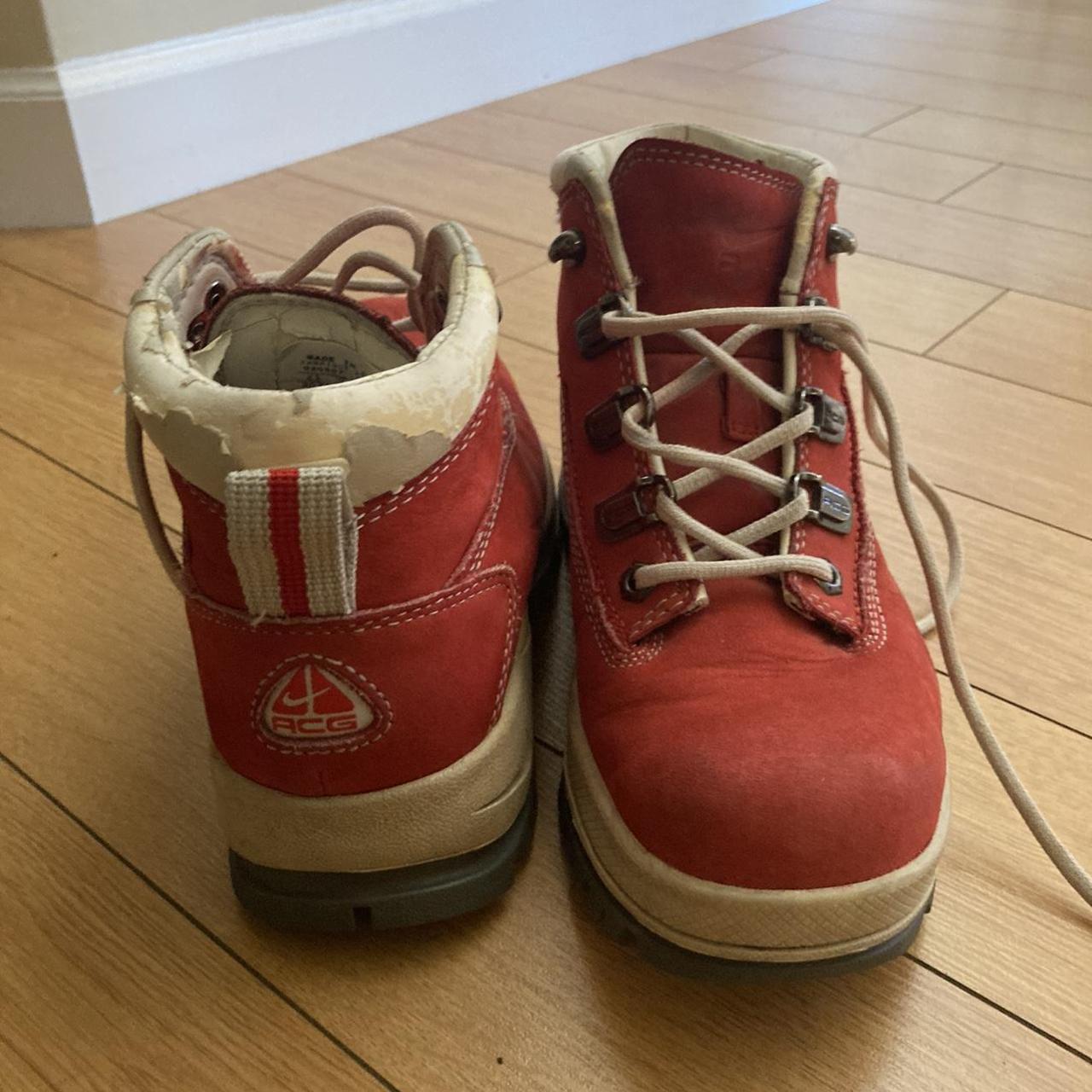 acg hiking boots