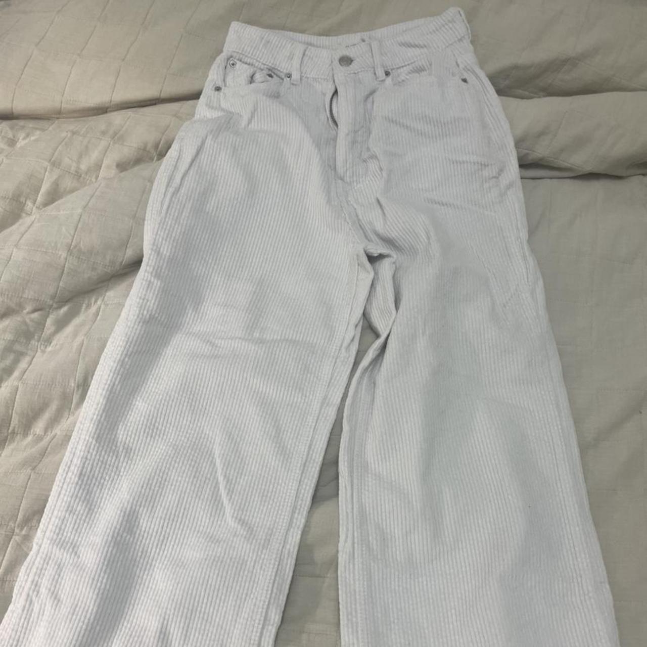Glassons white corduroy jeans Size 8 Worn a few... - Depop