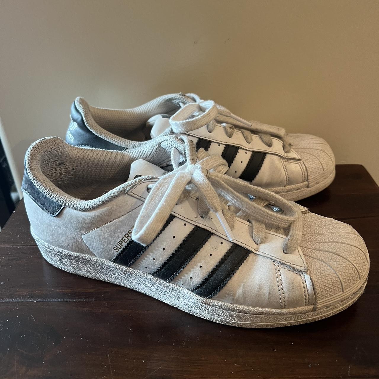 Adidas white & clearance silver superstar trainers youth