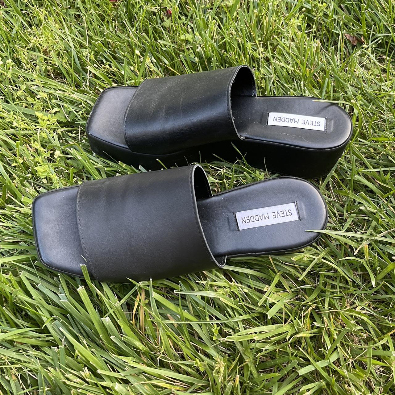 steve madden suede slides