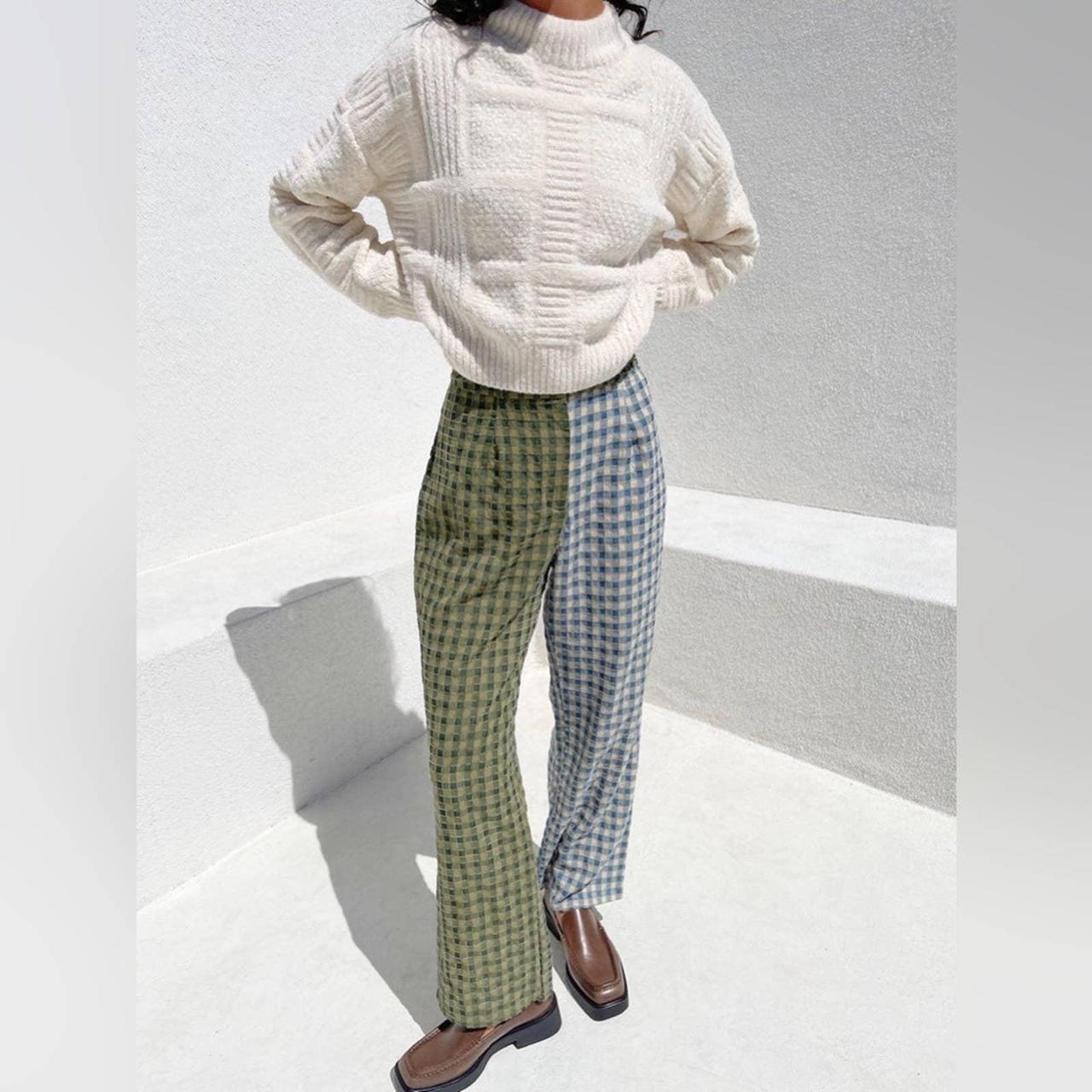 Lisa Says Gah Women's Blue and Green Trousers | Depop