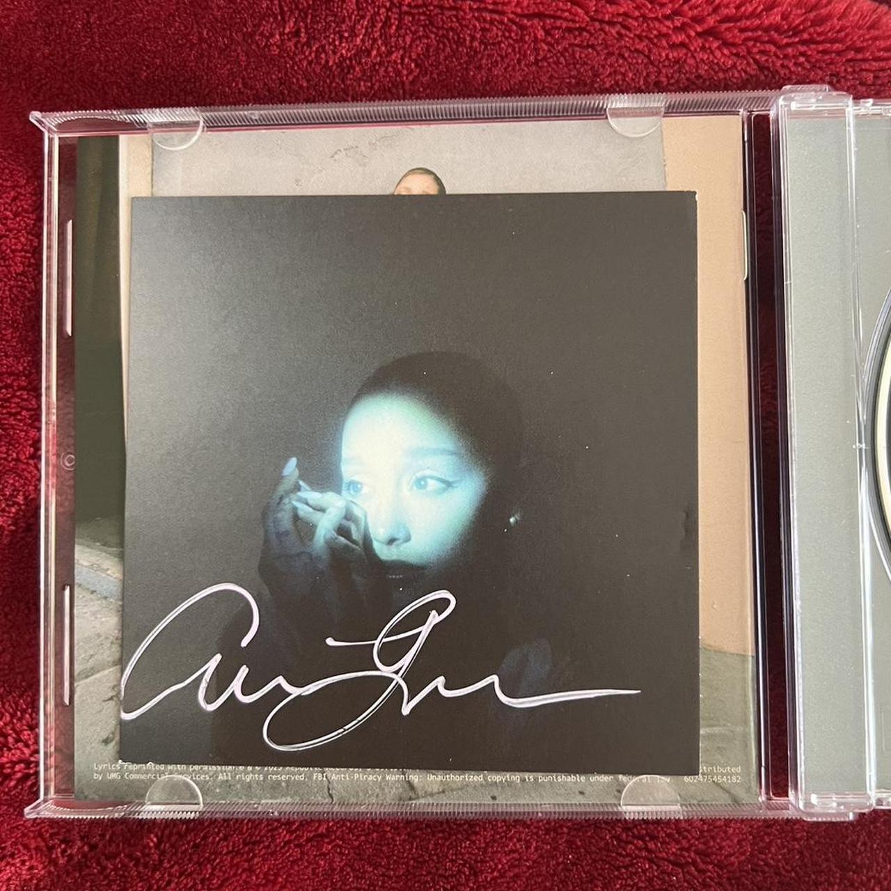 Ariana grande-signed-cd - Depop
