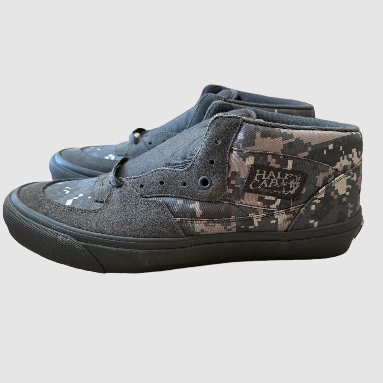 Vans half hot sale cab camo