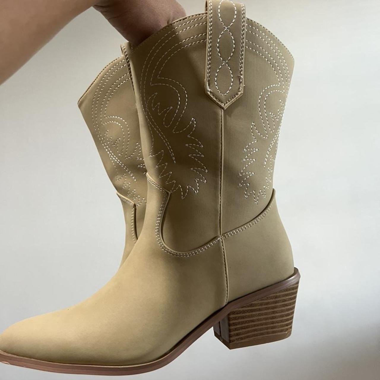 plt cream boots