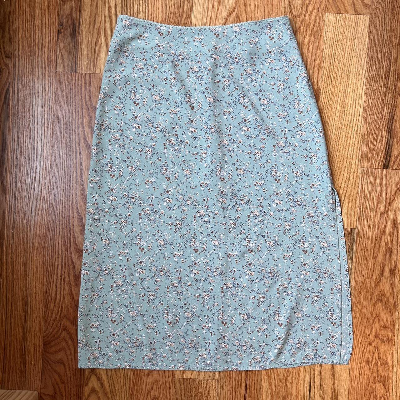 Brandy Melville Women's Green and Blue Skirt | Depop