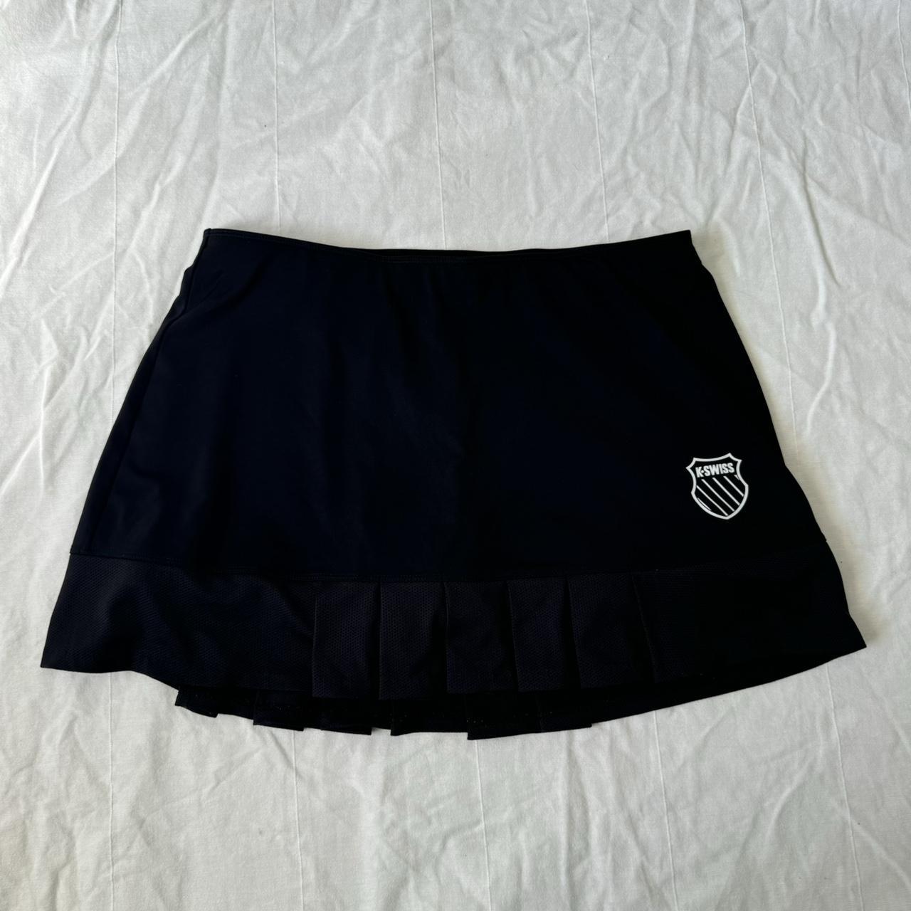 K SWISS pleated mini skort. Size 10 sits low rise as