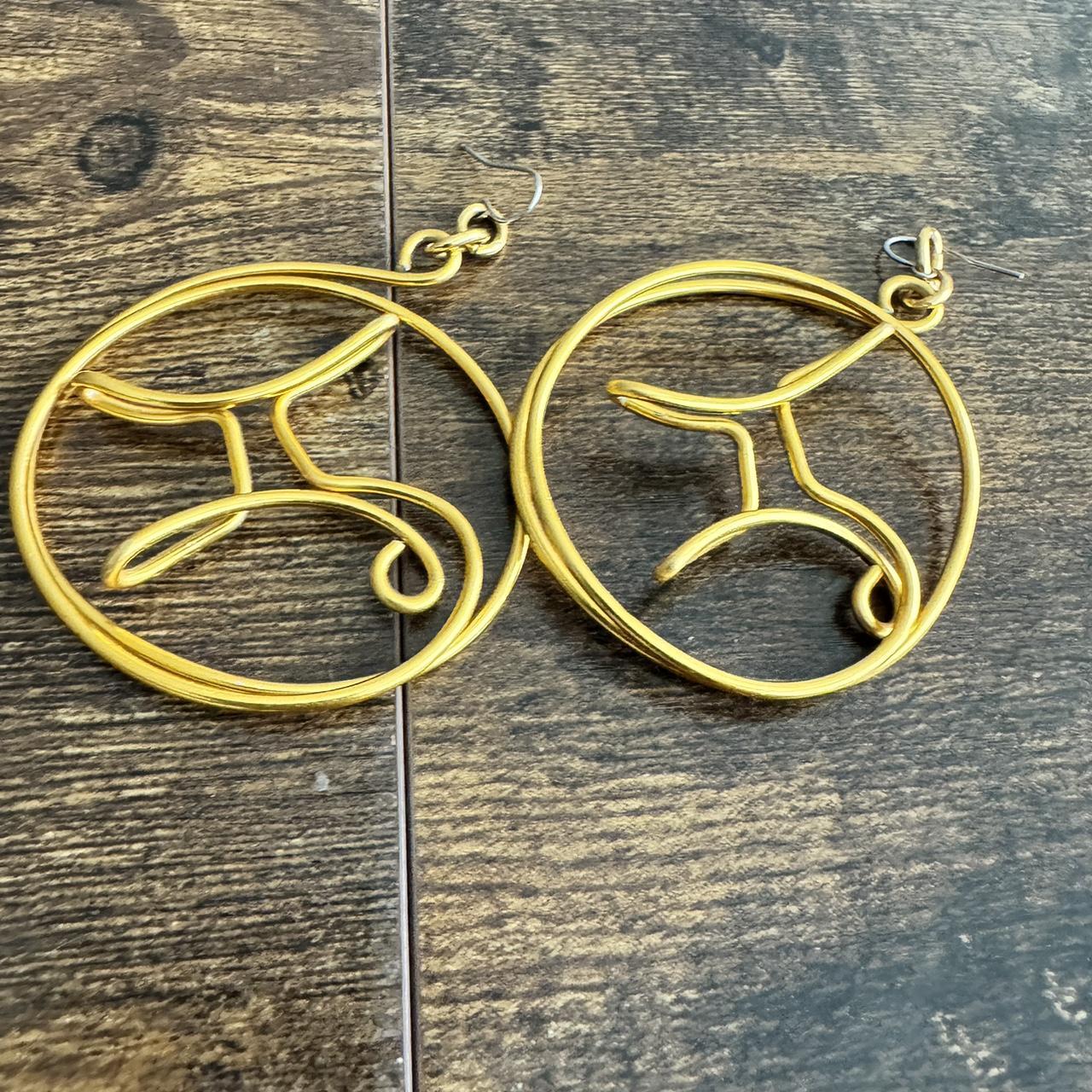 item listed by prelovedprincessss