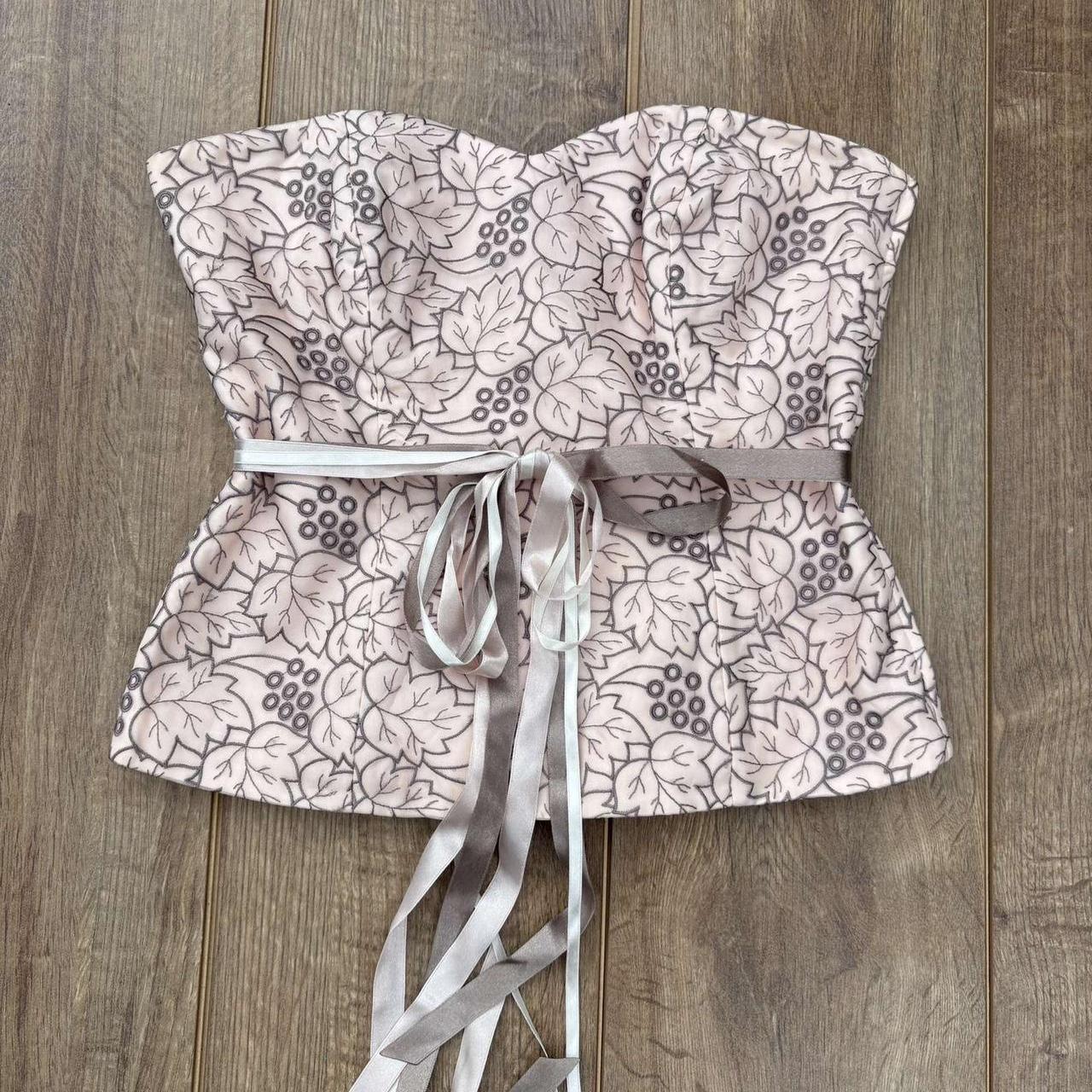 item listed by meghollyxxx