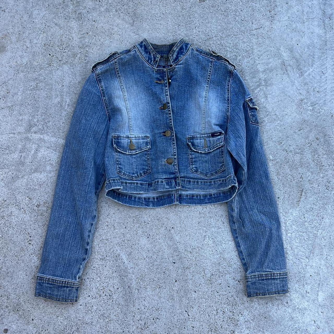 item listed by shoputopia
