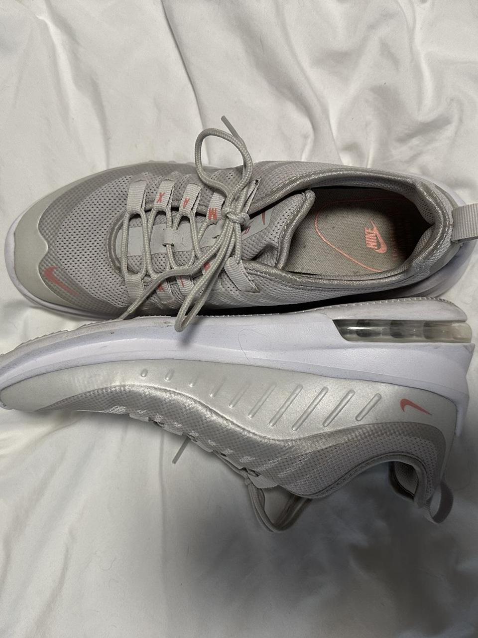 womens nike trainers size 9