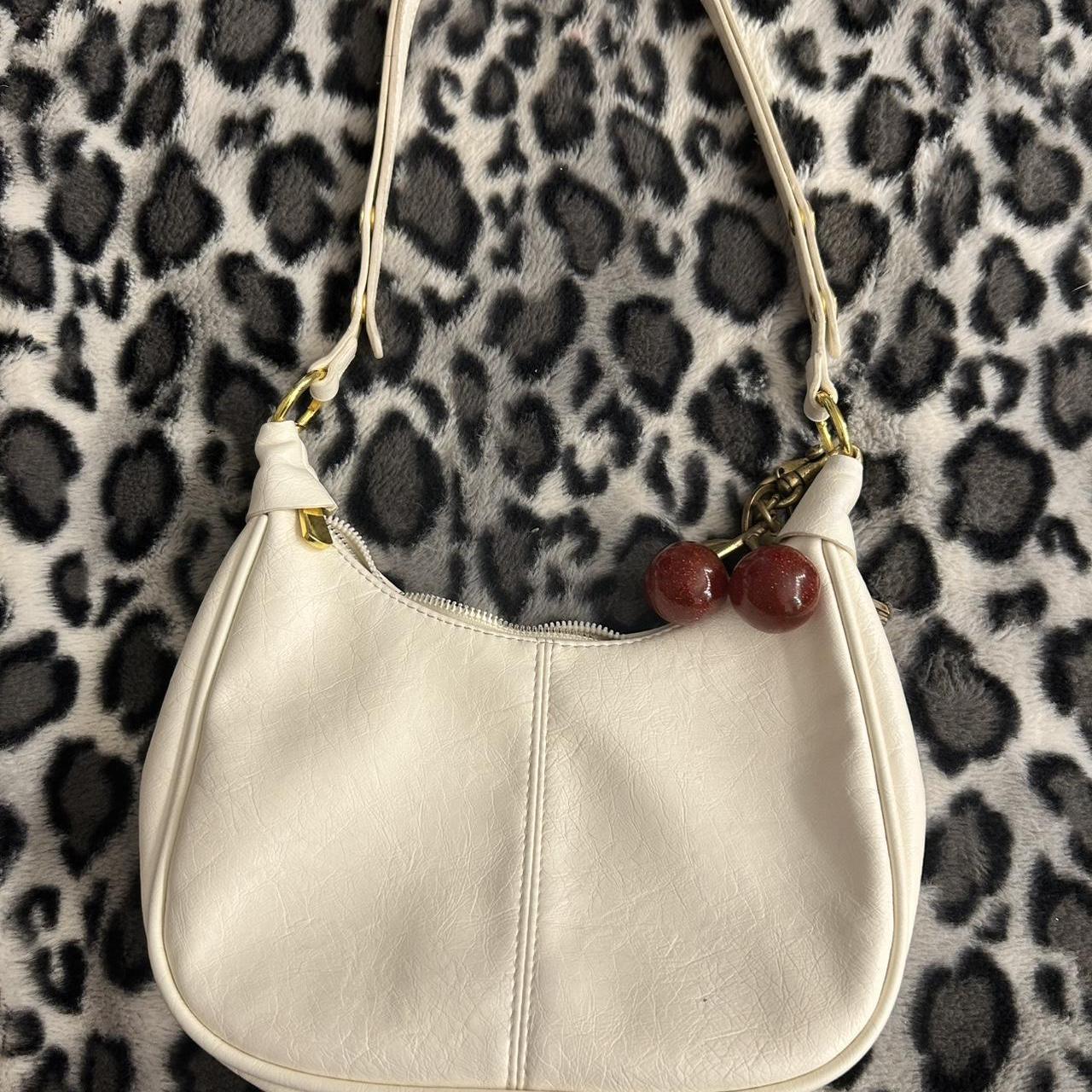item listed by starspacedaplug