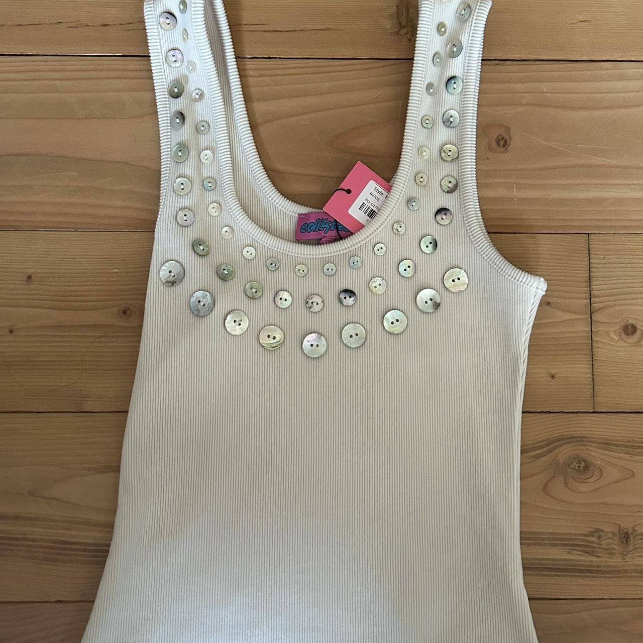 item listed by amber_lees