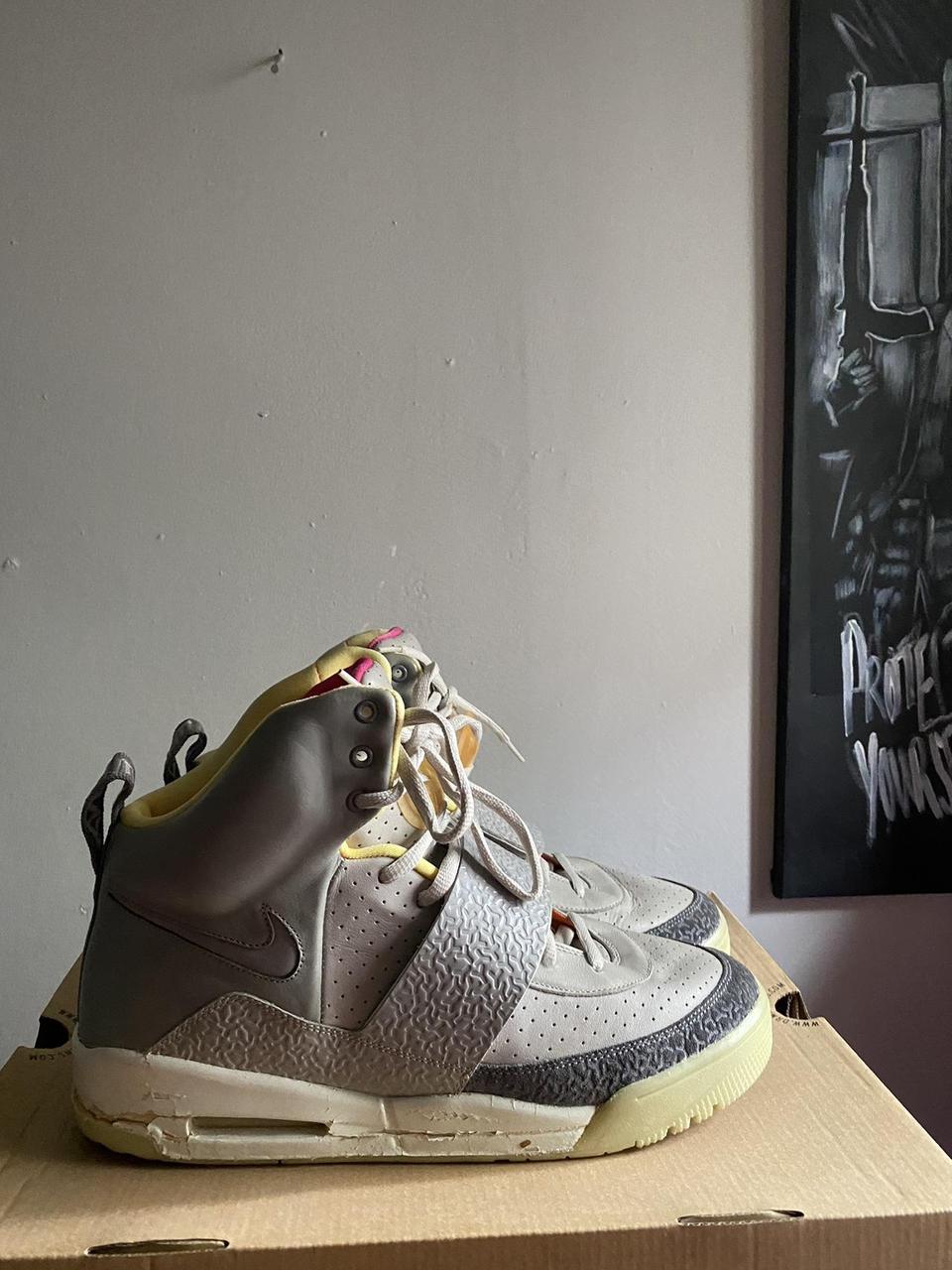 Air Yeezy 1 Zen Grey Size 13. Midsoles are Cracked. Depop