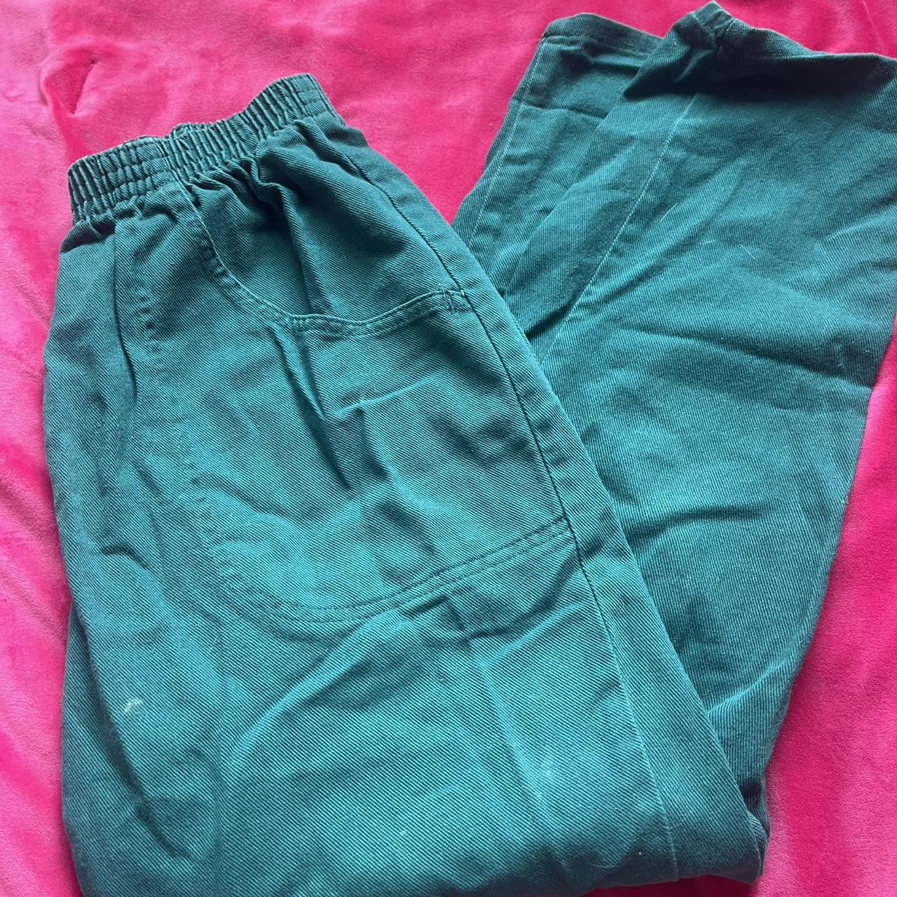 item listed by candiephernelia