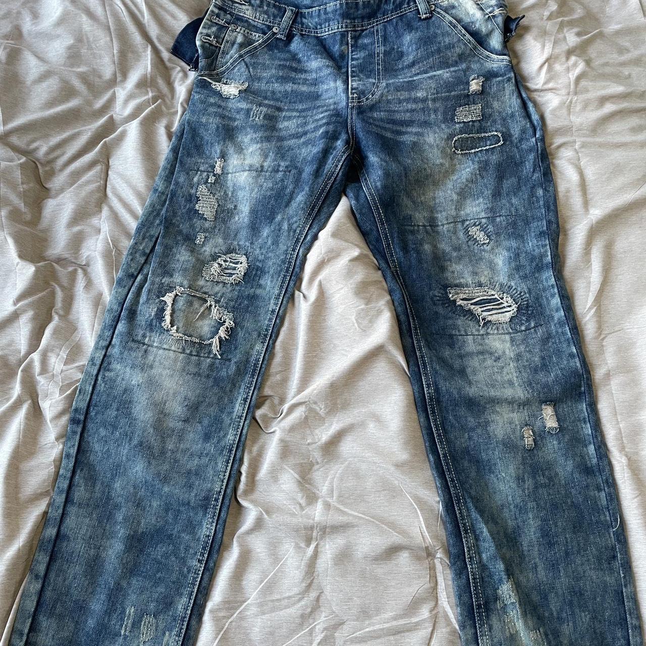item listed by lootedbooty