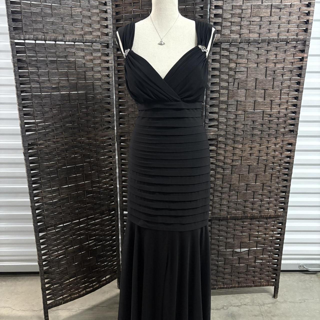 item listed by _y2kae_