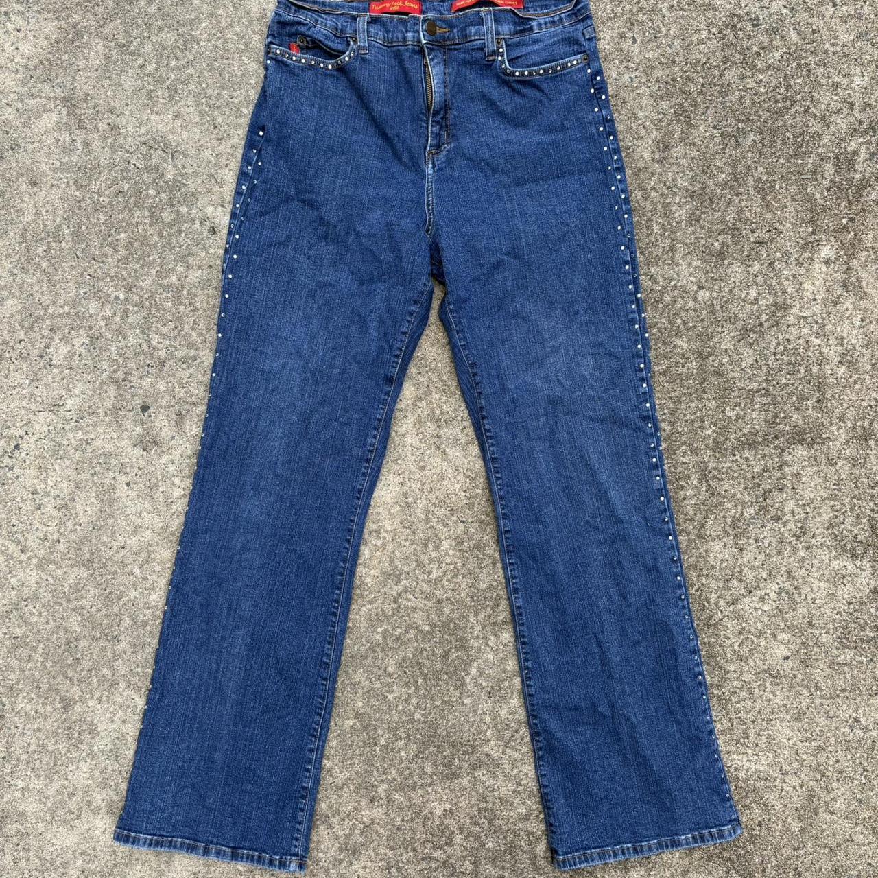 item listed by _y2kae_