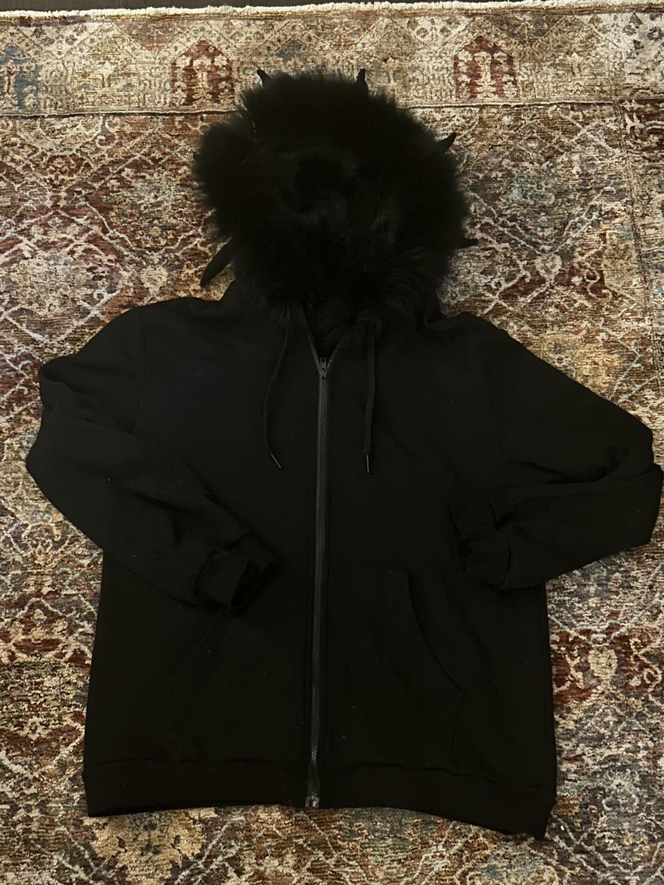 Black hoodie with fur hood best sale