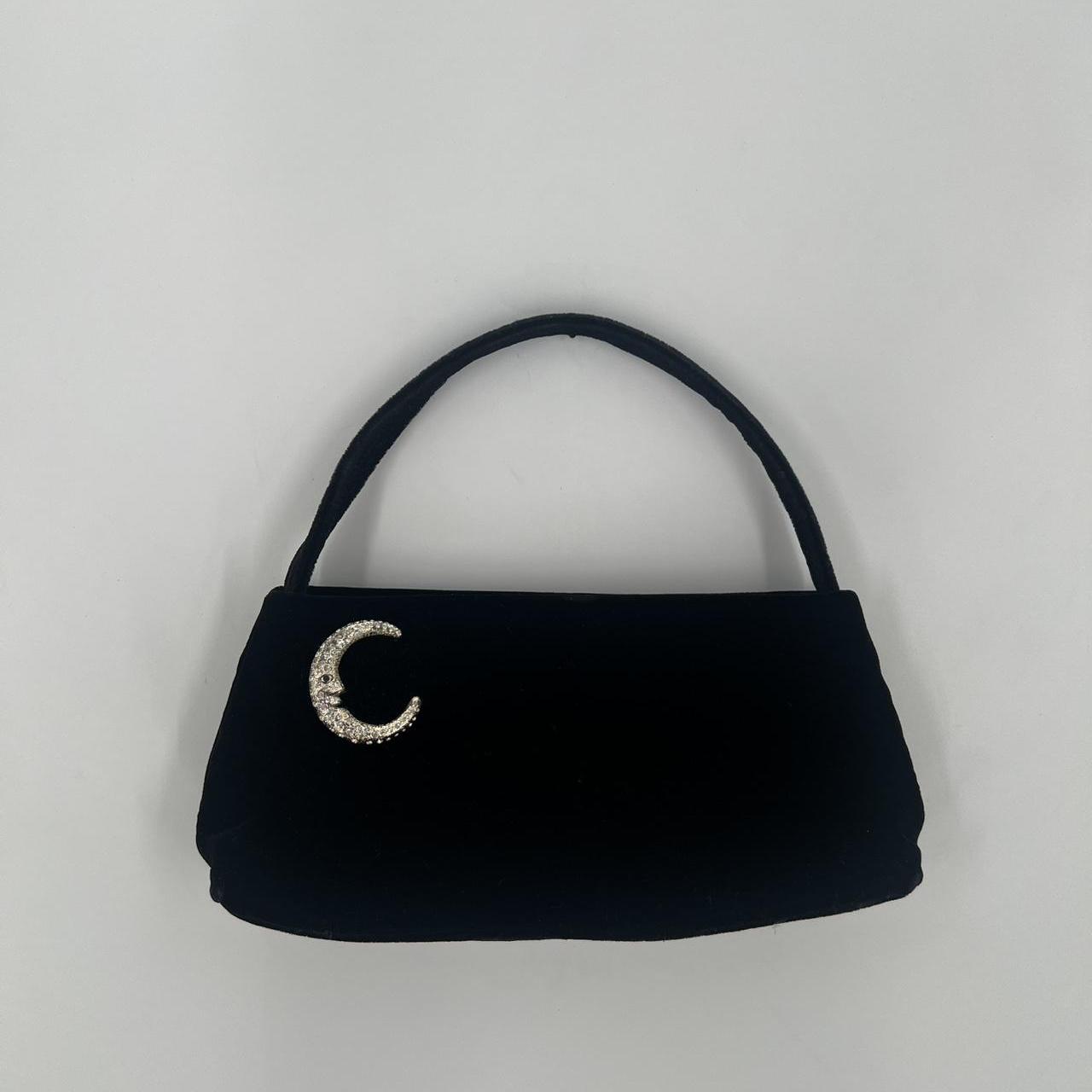 item listed by deroselyn