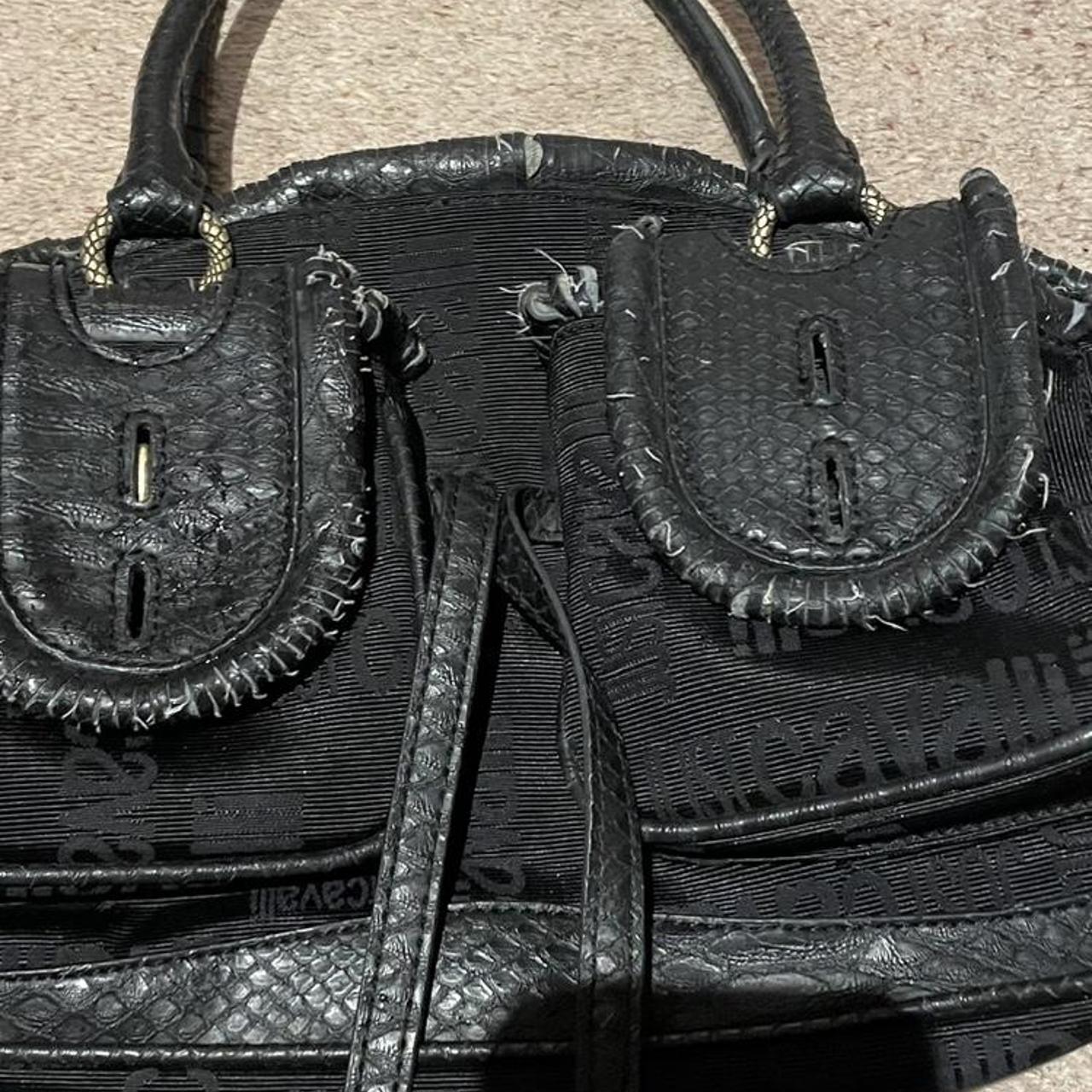 item listed by allumoscon