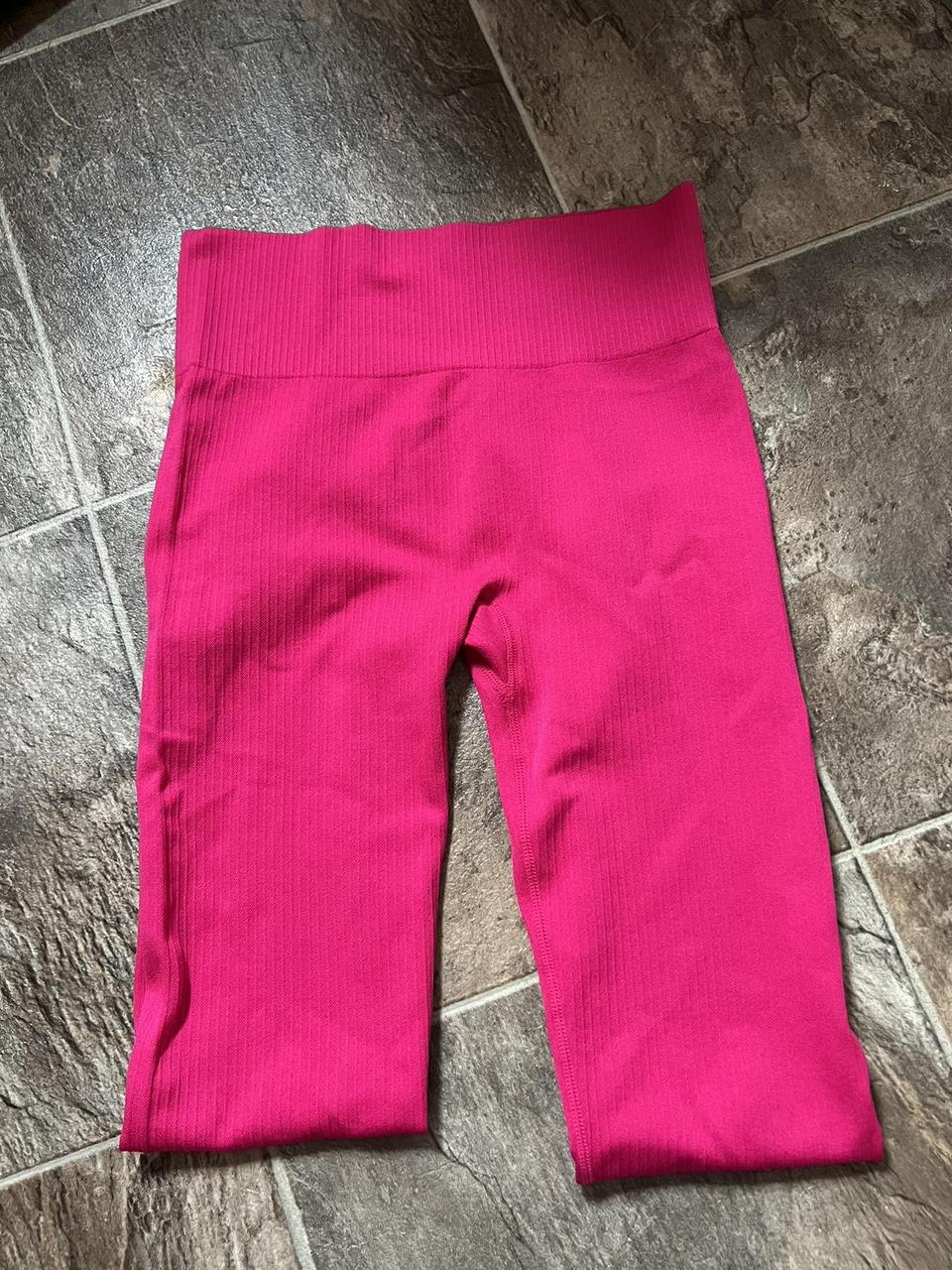 Hot pink size 6 #VS leggings. they run a little - Depop