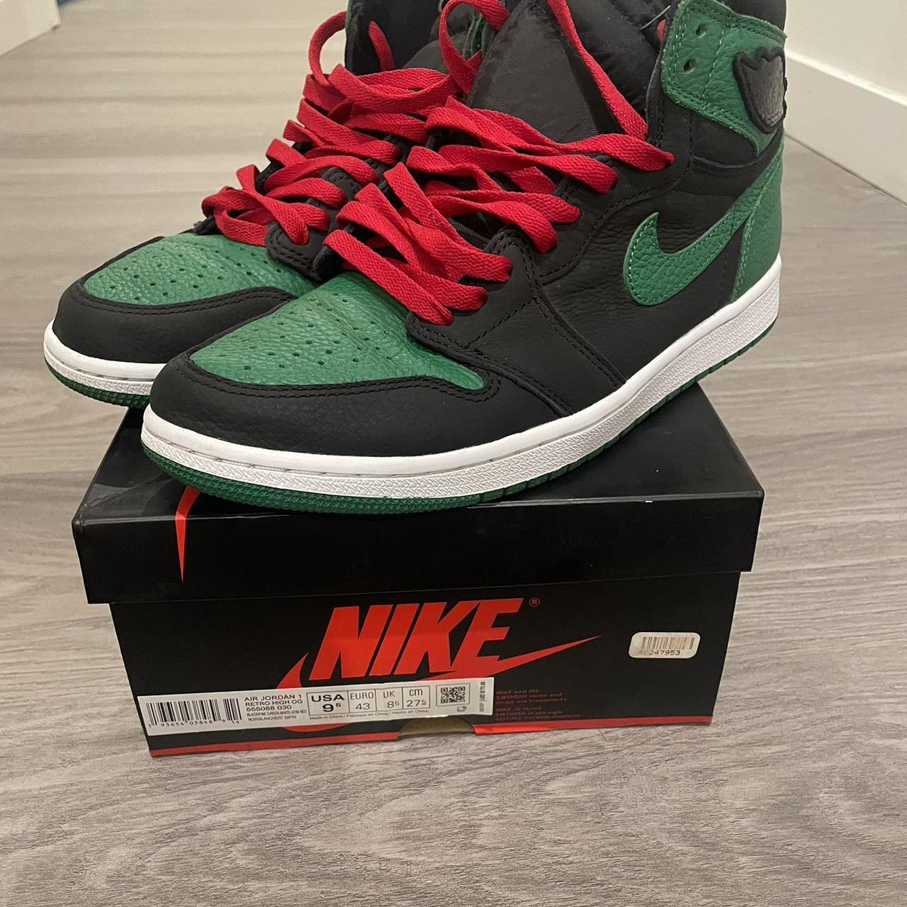 pine green 2.0 red laces