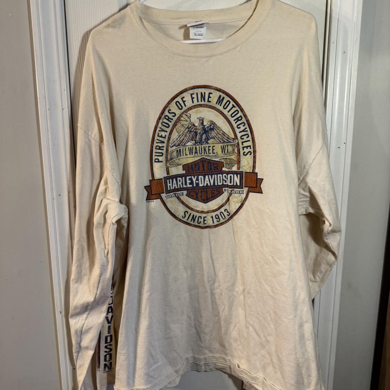 item listed by a_zthriftandvintage