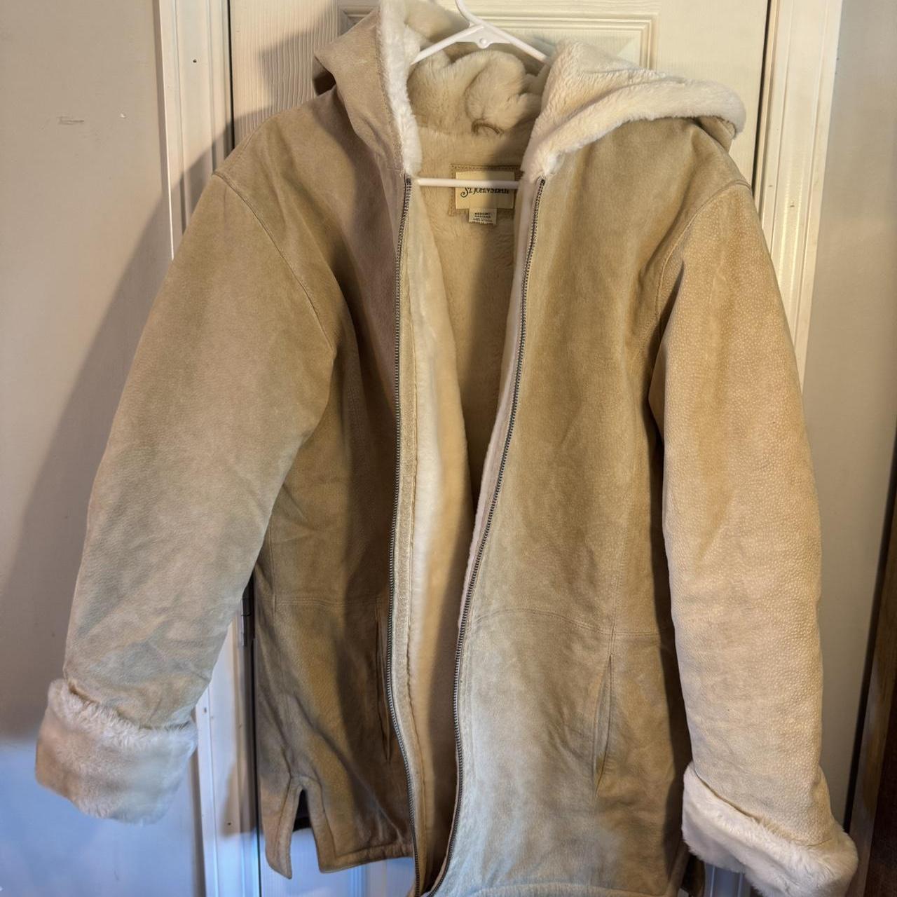 item listed by a_zthriftandvintage