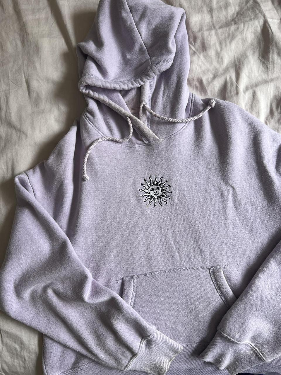 Hollister lilac embroidered sun hoodie. Size